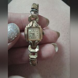 Gold Women's Watch vintage